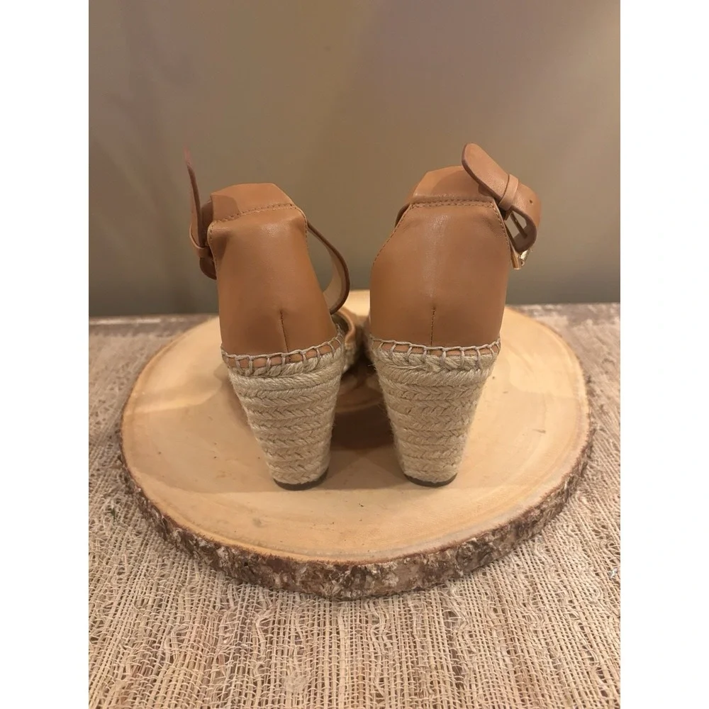 NEW Vince Camuto Women's Leera Espadrille Wedge Sandal‎ Size 9